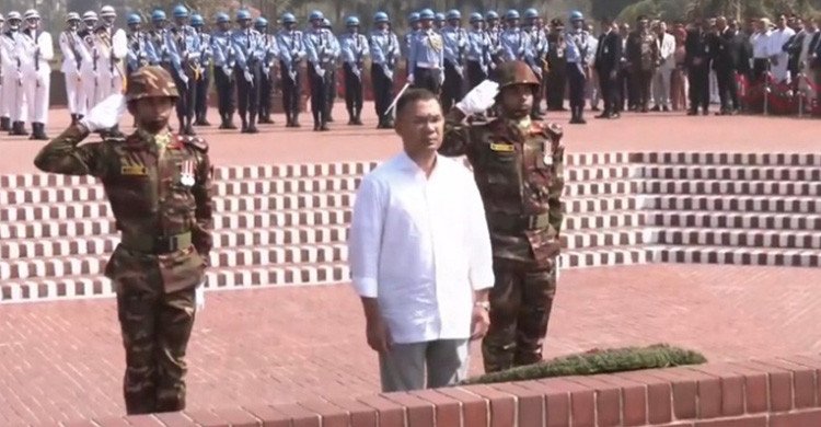 প্রধানমন্ত্রী তারেক রহমানের প্রথম কর্মদিবসে সাভার স্মৃতিসৌধে শ্রদ্ধা নিবেদন